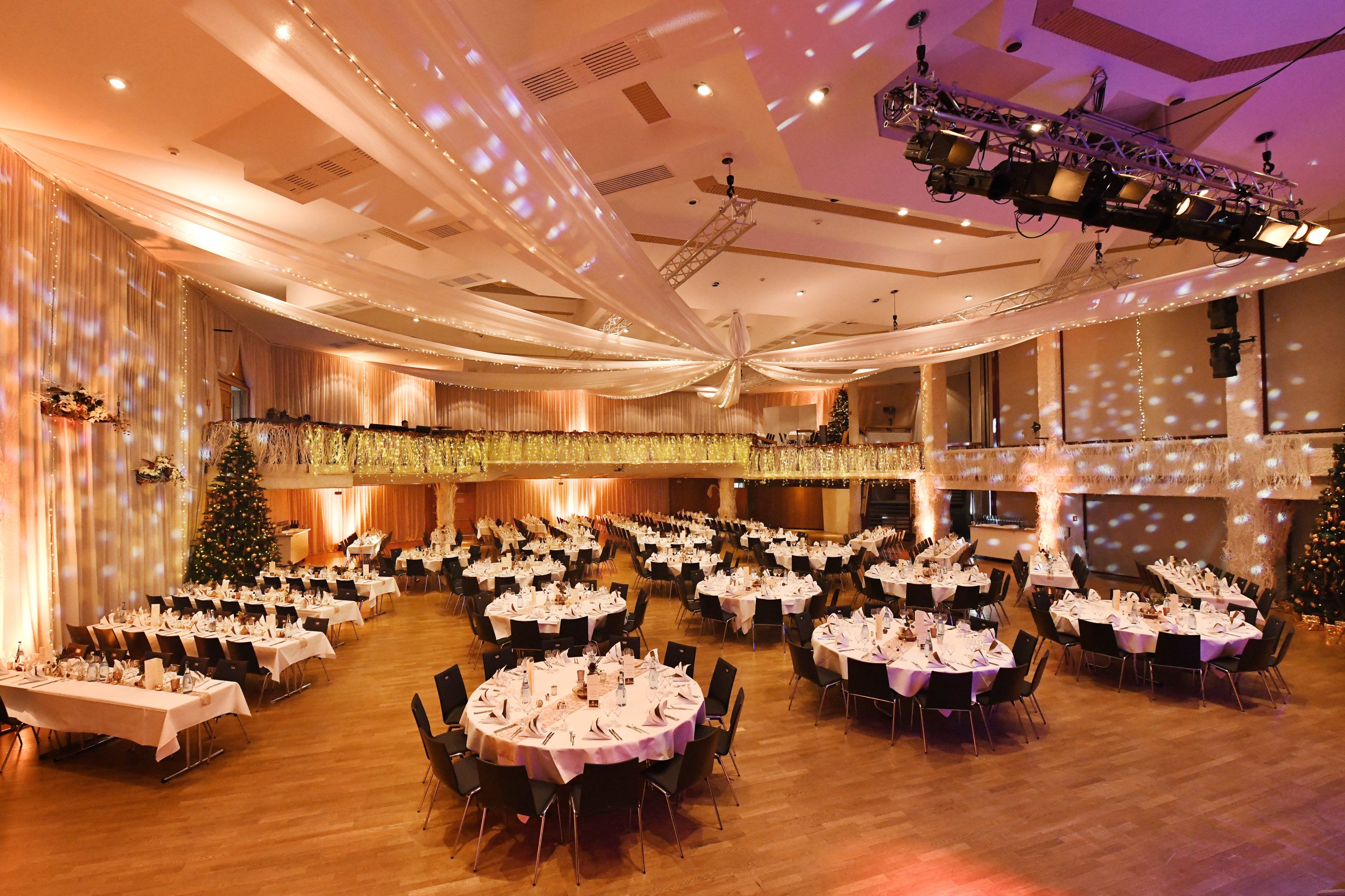 Weihnachtsfeier – FILDERHALLE