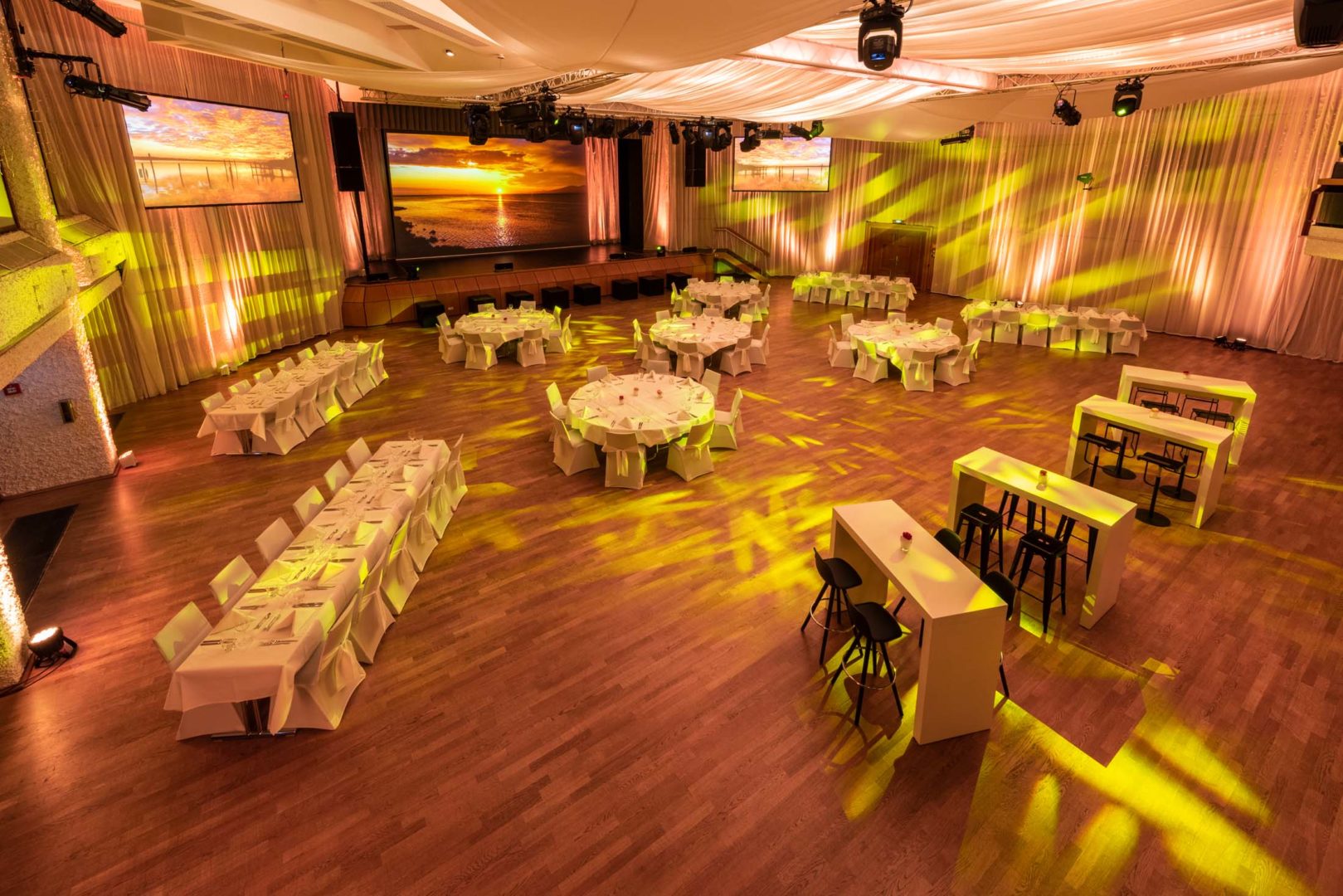 Filderhalle Sonnenuntergang