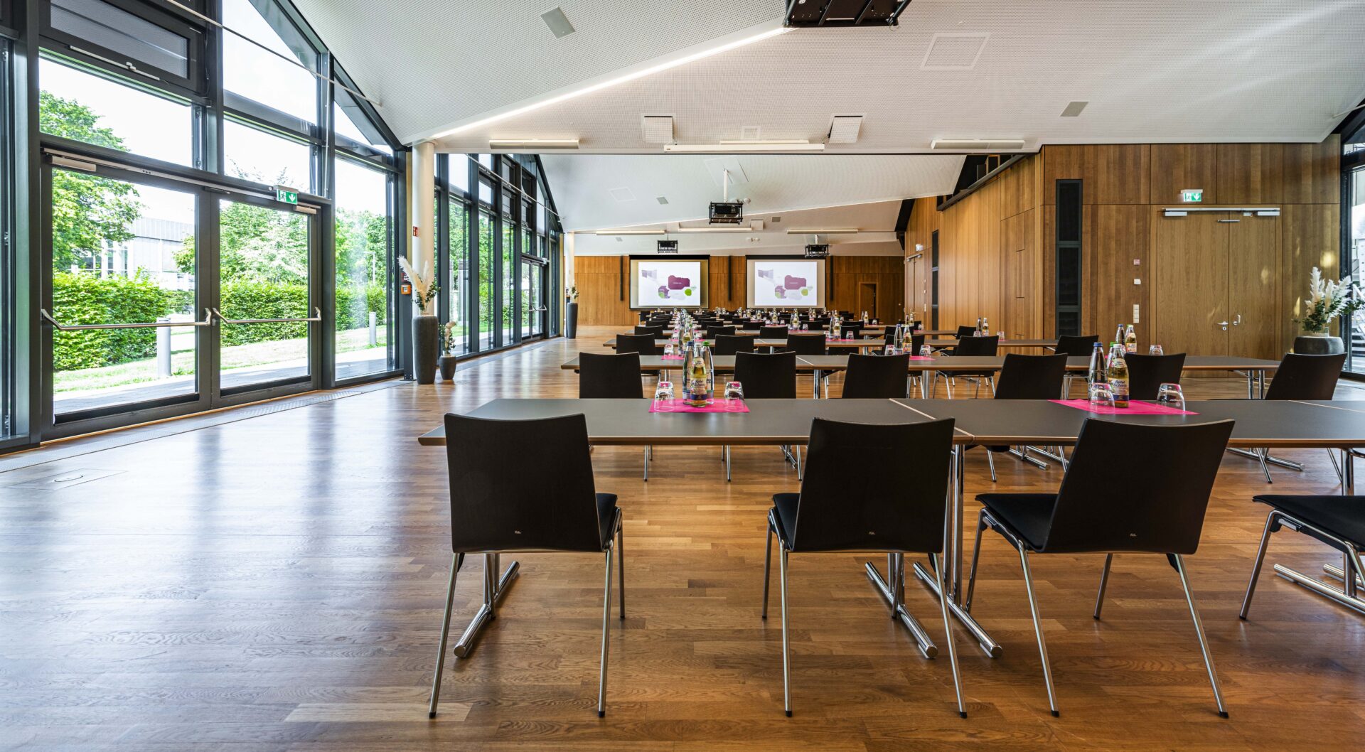 _FIH3262_Panoramasaal_korr