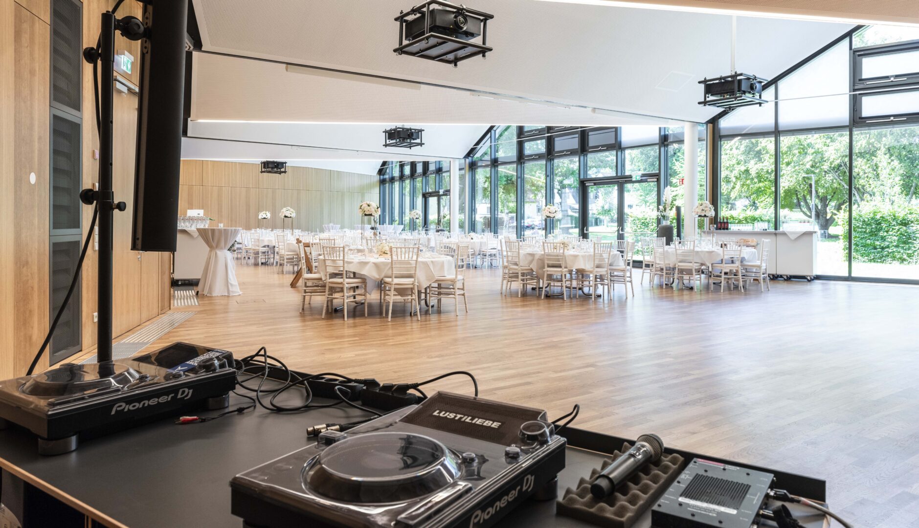 _FIH4024_Filderhalle_Hochzeitset_var